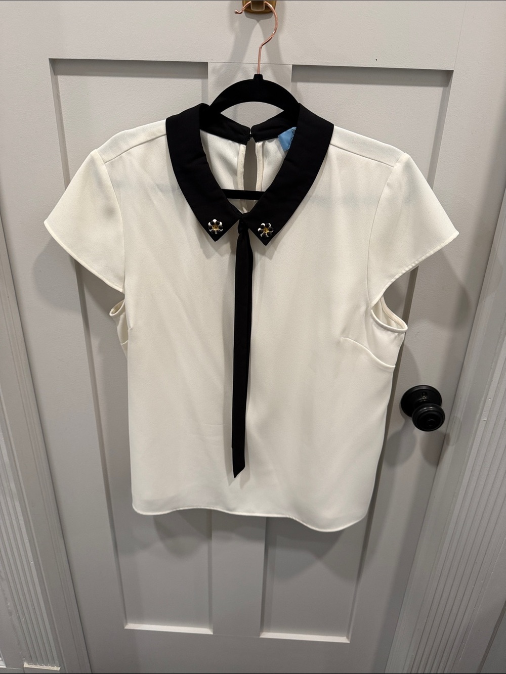 CeCe Ivory Short-Sleeve Blouse with Black Peter Pan Collar and Tie